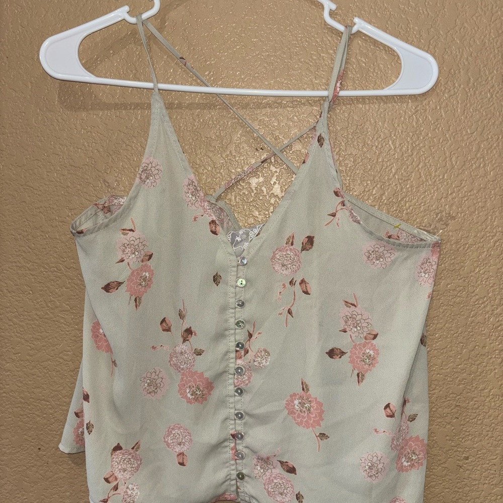 Sadie & Sage Pink Floral Button-Down Camisole